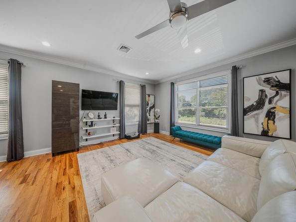 130 Brentwood Avenue, Fairfield CT 06825