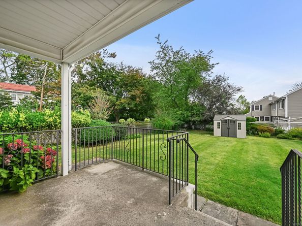 1814 Shippan Avenue, Stamford CT 06902