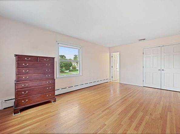 1814 Shippan Avenue, Stamford CT 06902