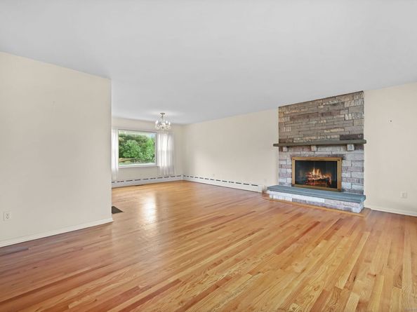 1814 Shippan Avenue, Stamford CT 06902