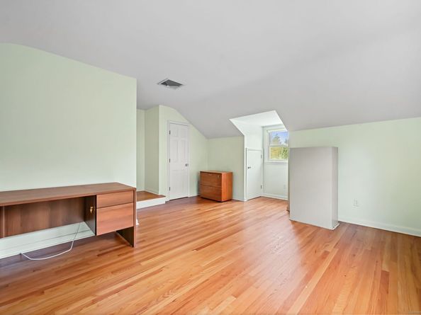 1814 Shippan Avenue, Stamford CT 06902