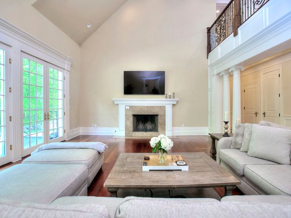 88 Merry Meet Center, Fairfield CT 06824