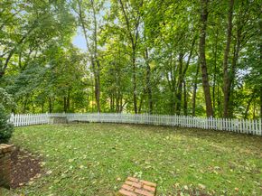 1 Blue Mountain Ridge, Norwalk CT 06851