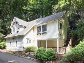 1 Blue Mountain Ridge, Norwalk CT 06851