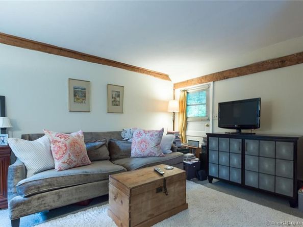 1 Blue Mountain Ridge, Norwalk CT 06851