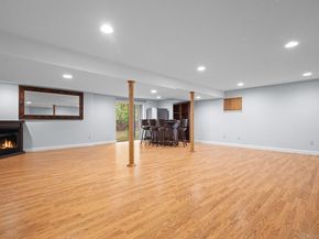 11 Red Oak Circle 11, Shelton CT 06484