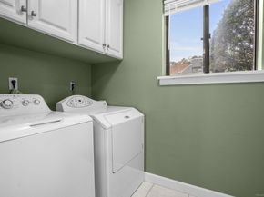 11 Red Oak Circle 11, Shelton CT 06484