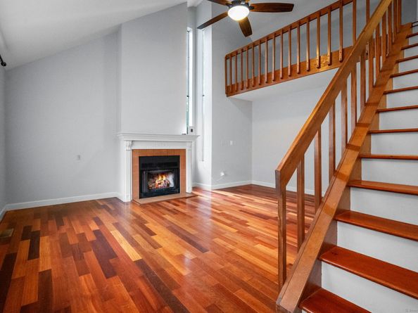 11 Red Oak Circle 11, Shelton CT 06484