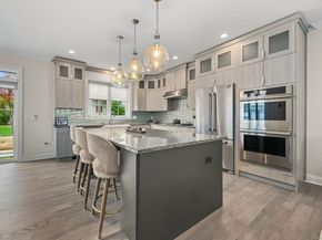 25 E Cross Trail 25, Danbury CT 06810