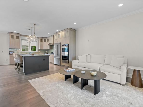 25 E Cross Trail 25, Danbury CT 06810