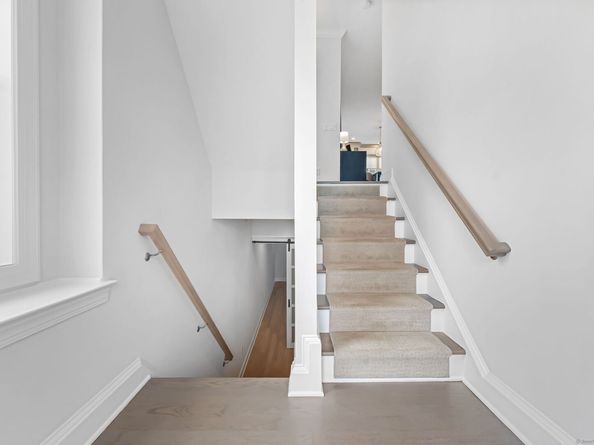 25 E Cross Trail 25, Danbury CT 06810