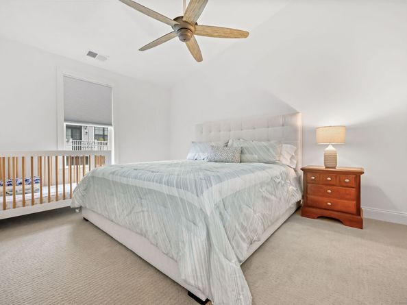 25 E Cross Trail 25, Danbury CT 06810