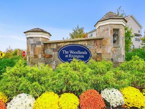 25 E Cross Trail 25, Danbury CT 06810