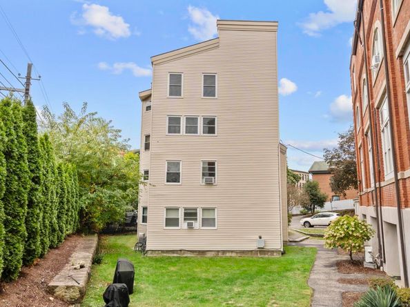 32 Pine Street Apt 26, Norwalk CT 06854