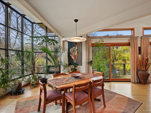 198 E Middle Patent Road, Stamford CT 06831