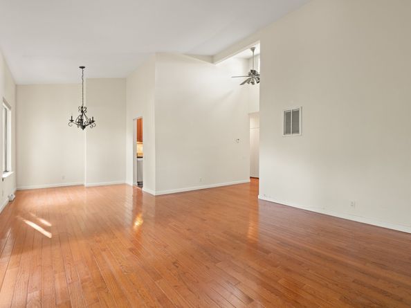 9 Cook Close 9, Ridgefield CT 06877