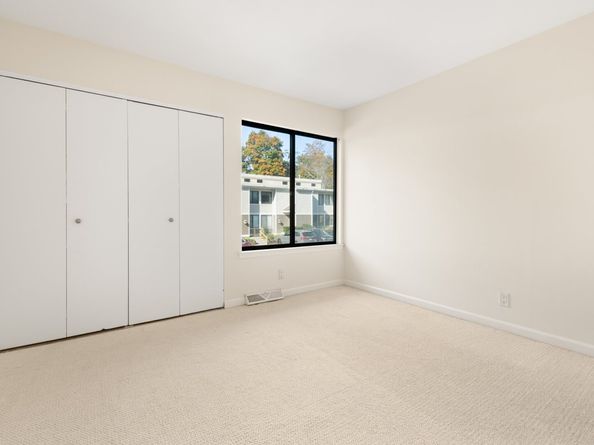 9 Cook Close 9, Ridgefield CT 06877