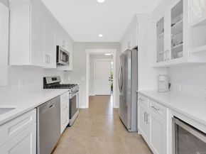617 Cherokee Lane B, Stratford CT 06614