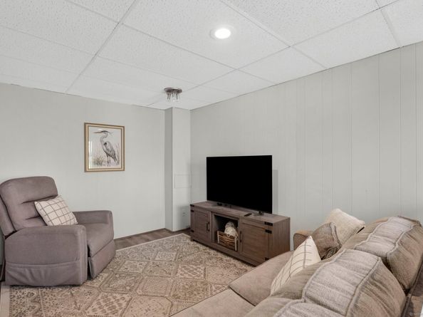 617 Cherokee Lane B, Stratford CT 06614