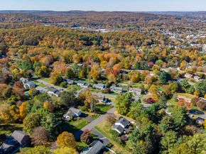 4 Winthrop Road, Bethel CT 06801
