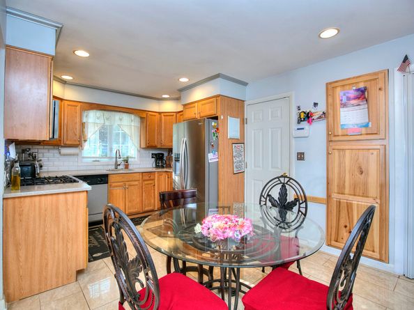 80 Wilbrook Road, Stratford CT 06614