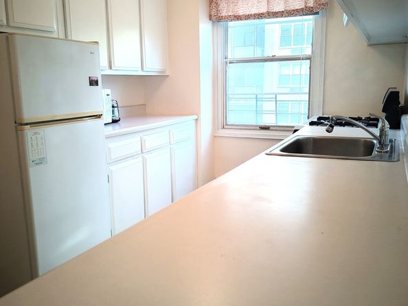 30 Glenbrook Road APT 3A, Stamford CT 06902