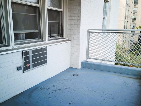 30 Glenbrook Road APT 3A, Stamford CT 06902