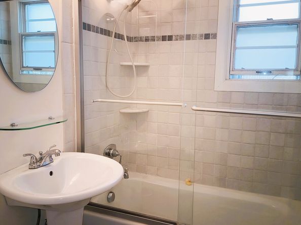 30 Glenbrook Road APT 3A, Stamford CT 06902