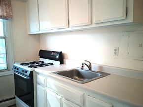 30 Glenbrook Road APT 3A, Stamford CT 06902