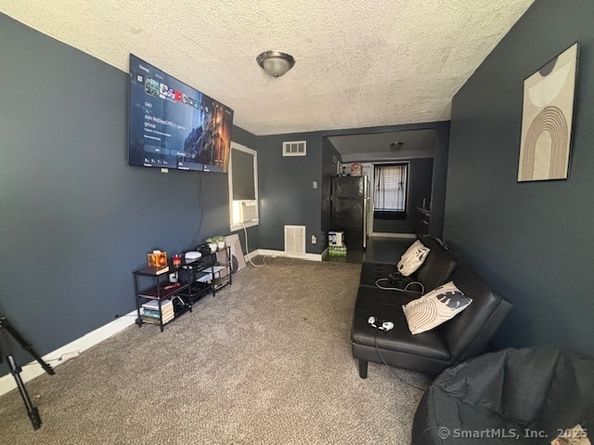 880 Pearl Harbor Street, Bridgeport CT 06610