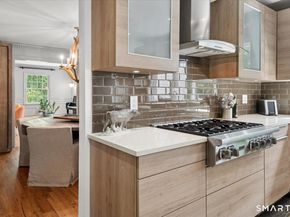 94 Vista Road, Wilton CT 06897