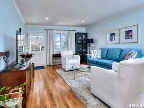 245 Unquowa Road 27, Fairfield CT 06824