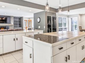 28 Strawberry Lane, Shelton CT 06484