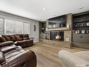 28 Strawberry Lane, Shelton CT 06484