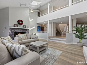 28 Strawberry Lane, Shelton CT 06484