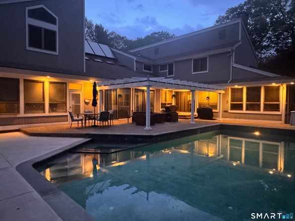 28 Strawberry Lane, Shelton CT 06484