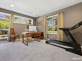 28 Strawberry Lane, Shelton CT 06484
