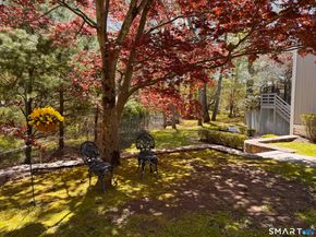28 Strawberry Lane, Shelton CT 06484