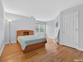 18 Tobins Court 18, Danbury CT 06810
