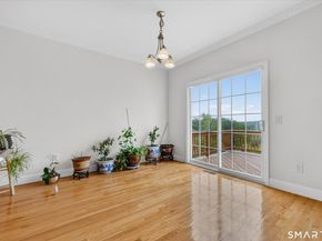 18 Tobins Court 18, Danbury CT 06810