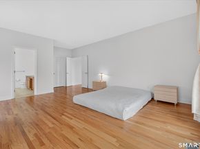 18 Tobins Court 18, Danbury CT 06810