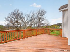 18 Tobins Court 18, Danbury CT 06810