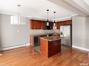 201 Highview Avenue C2, Stamford CT 06907