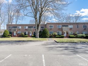 201 Highview Avenue C2, Stamford CT 06907