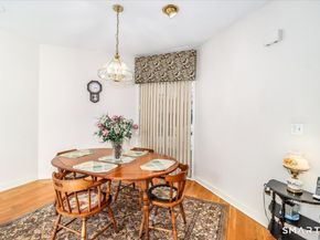 160 Fairfield Woods Road 20, Fairfield CT 06825