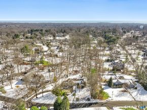 26 Holly Lane, Darien CT 06820