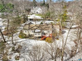 26 Holly Lane, Darien CT 06820