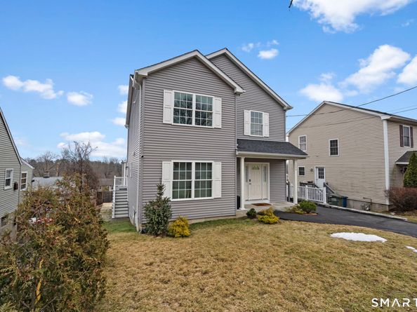 156 Dayton Road, Bridgeport CT 06606