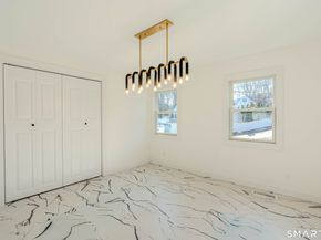 4 Robins Square E, Norwalk CT 06854