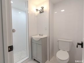 4 Robins Square E, Norwalk CT 06854